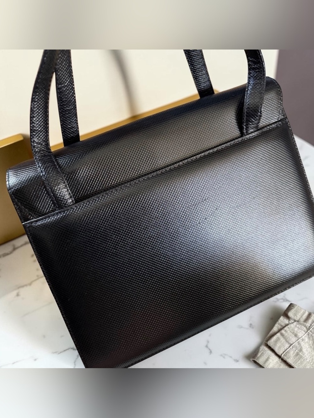 Authentic Bottega Veneta Leather Handbag Quiet Luxury Designer Bag with COA